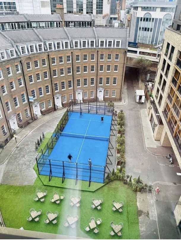 Instantpadel temporary court, Tower Hill, London