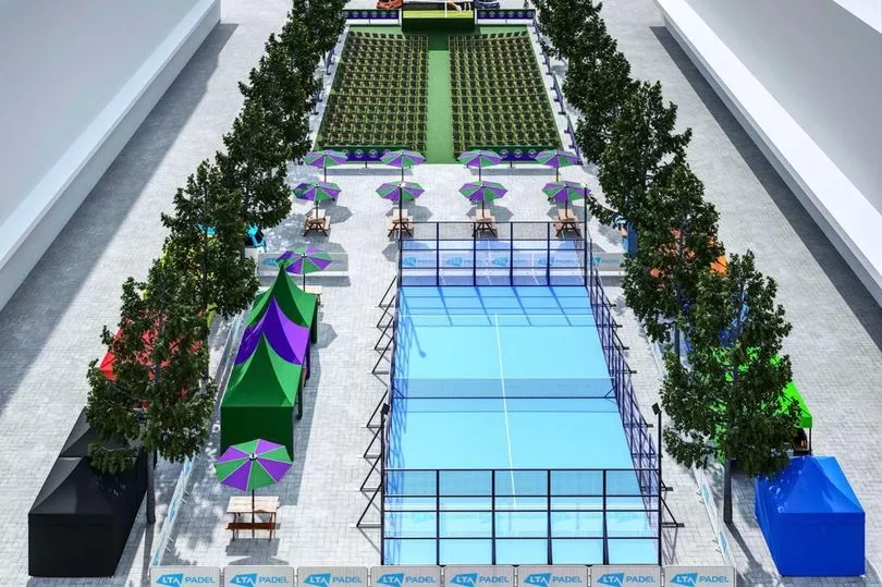 Padel in Plymouth's Piazza