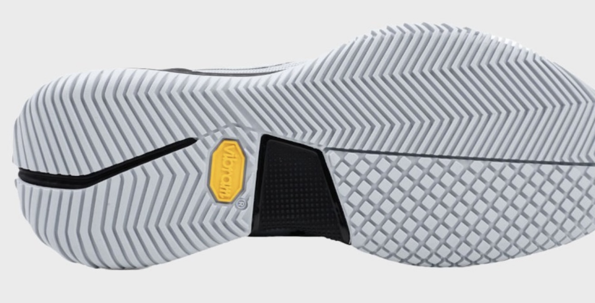 Treads on Bullpadel padel shoes